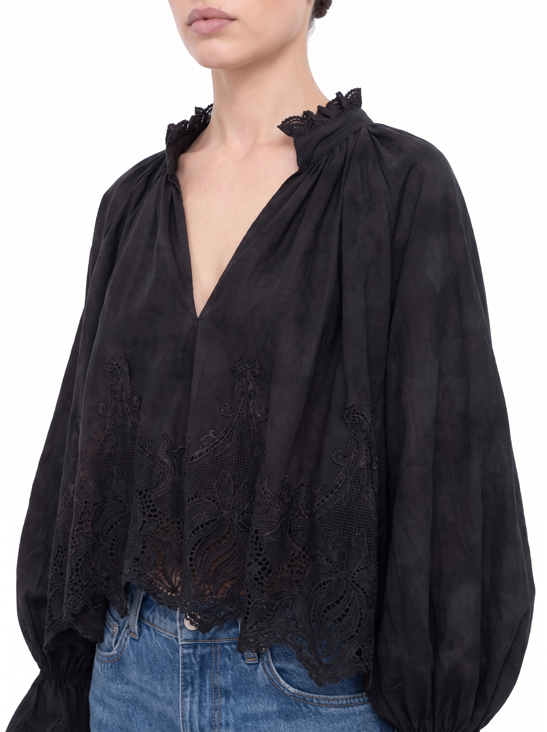OVERSIZED CROPPED BLUSE MIT SPITZENBESATZ