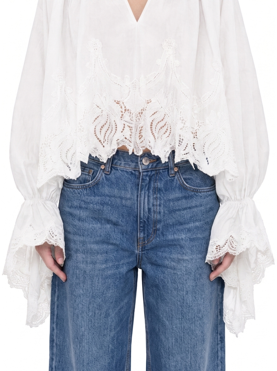 OVERSIZED CROPPED BLUSE MIT SPITZENBESATZ